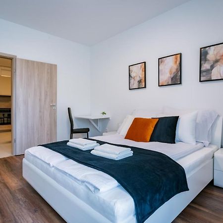 Fox Premium Apartment & Free Private Parking Budapest Eksteriør billede