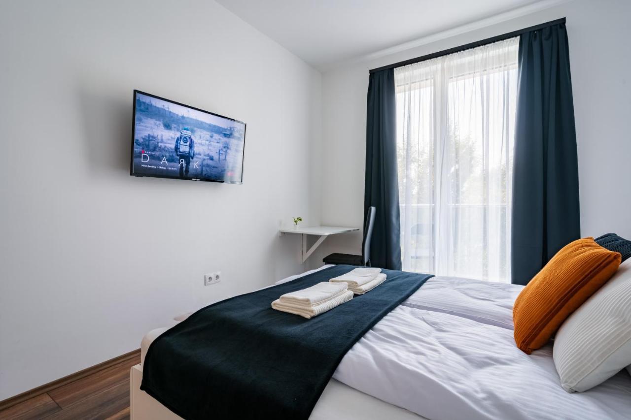 Fox Premium Apartment & Free Private Parking Budapest Eksteriør billede