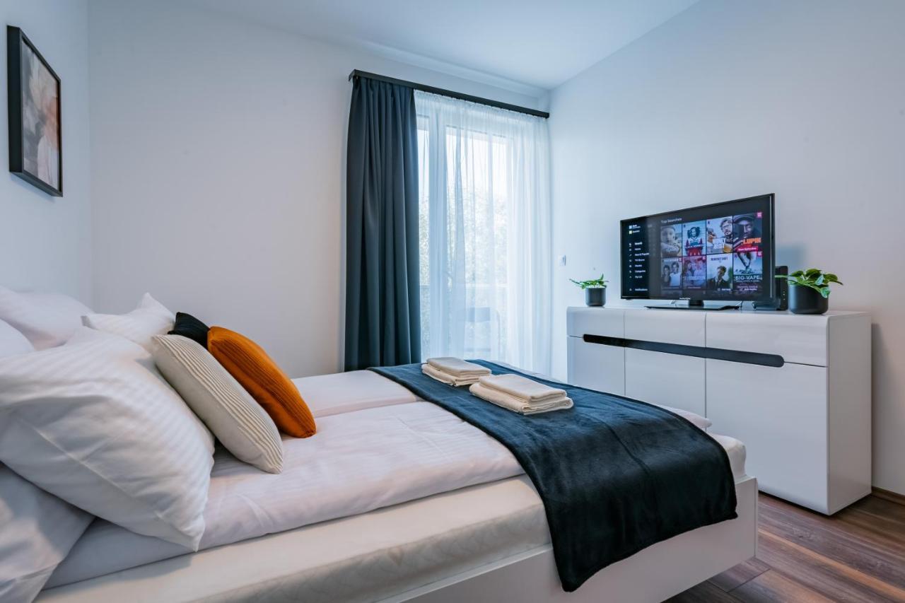 Fox Premium Apartment & Free Private Parking Budapest Eksteriør billede