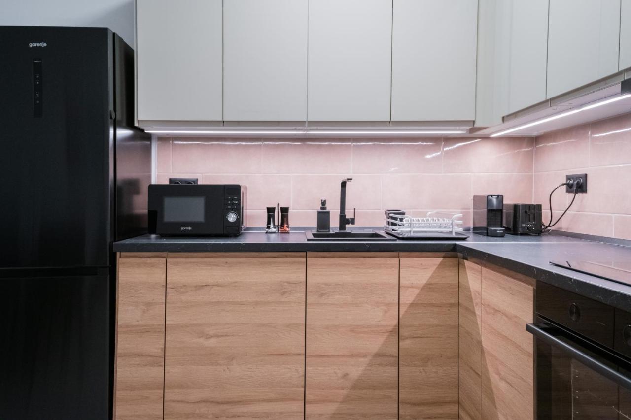 Fox Premium Apartment & Free Private Parking Budapest Eksteriør billede